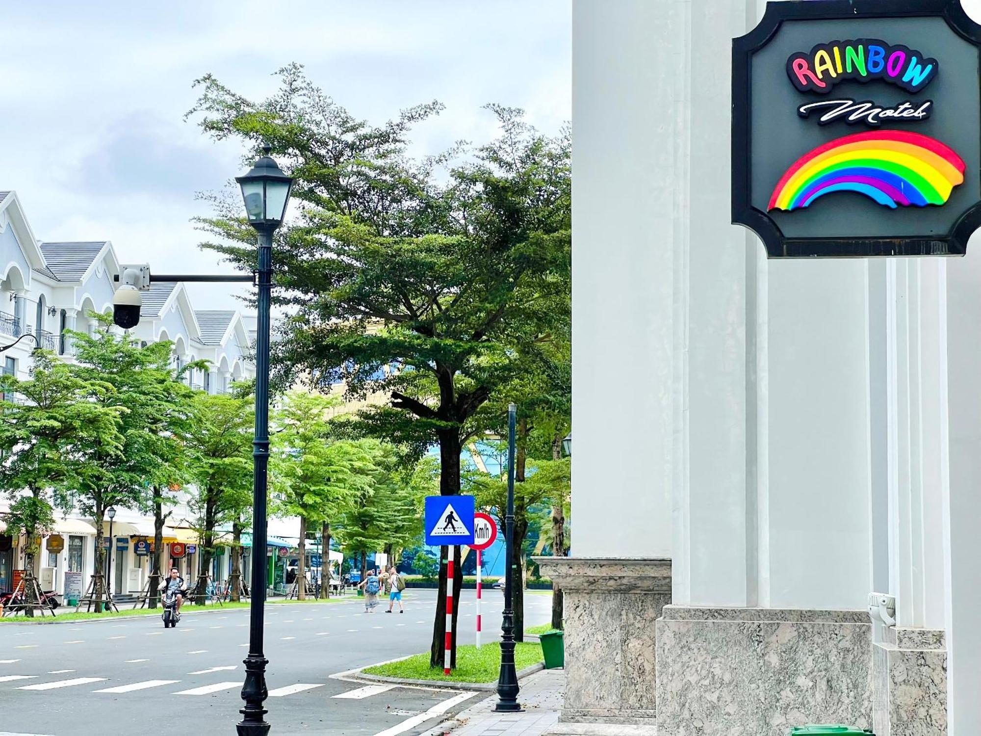 Rainbow Motel 두옹 동 외부 사진